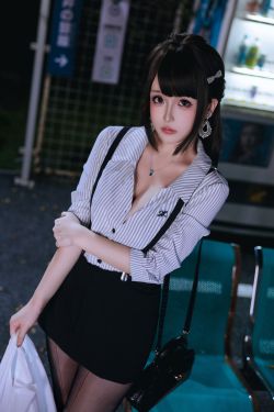 [秀人XiuRen] 2025.11.19 No.11005 李星儿(48P)
