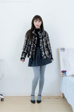 Hane Ame 雨波写真 – 2025寵物女友聖誕節(43P)