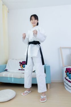 萝莉 神楽板真冬 之浴衣女仆(75P)