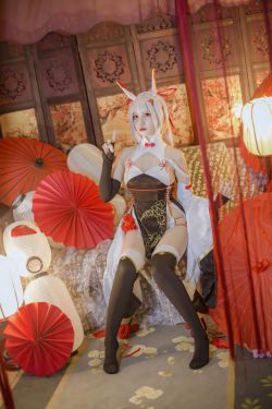 可爱人气Coser 面饼仙儿 – 情趣三部曲(61P)