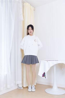 青柠映画 – AN 浴缸鱼尾服(131P)