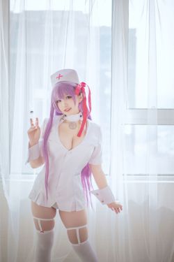 钛合金大粑粑 – 女仆猫(31P)