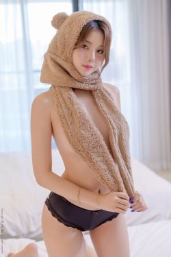 物恋传媒 No.2567 萌萌 – 短靴、白棉袜、裸足、jk制服(150P)