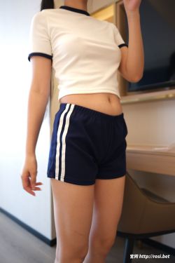 貝賀琴莉 – FLYAWAY(70P)