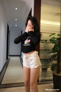 Coser小姐姐 星之迟迟 – 2B同人(66P)