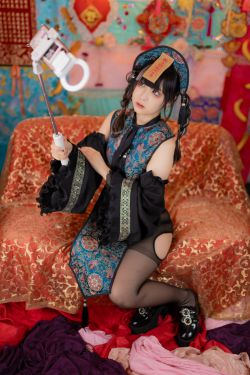 Natsuko夏夏子 – 碧蓝航线镇海旗袍(76P)