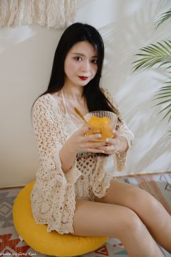甜予摄影 No.165 贝壳 – 板鞋、白棉袜、裸足(130P)