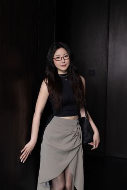 花兮_honoka – 碧蓝航线 黎塞留(18P)