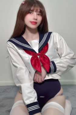 甜予摄影 No.184 澜澜 – 板鞋、薄肉丝(125P)