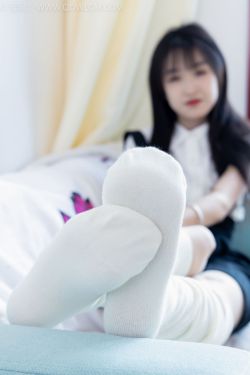 白琮瑗 – 紫色情迷(80P)