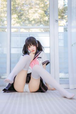 物恋传媒 No.2332 茯苓 – 短靴、短黑丝、裸足(184P)