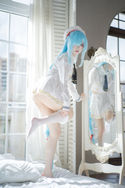 桜桃喵 – 惊鸿(15P)