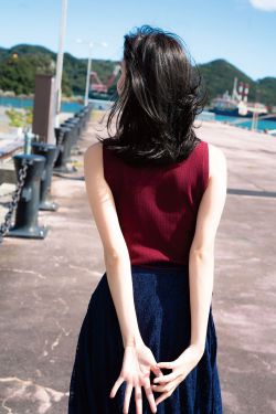 桜桃喵 – 惊鸿(15P)