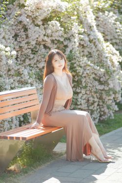 菊地姫奈 – 圧倒的ヒロイン vol.1(46P)