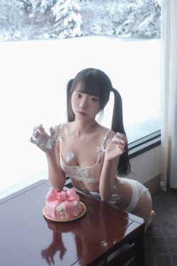 初夏女神 No.271 柒柒&双双 两只小蜜蜂(140P)