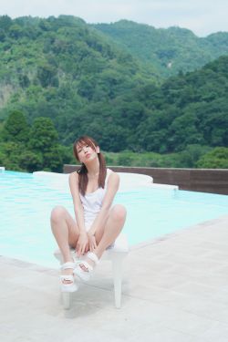 桜田茉央 – BLACK or WHITE(23P)
