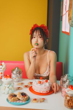 动漫博主 小仓千代w – 碧蓝档案 天雨亚子(37P)
