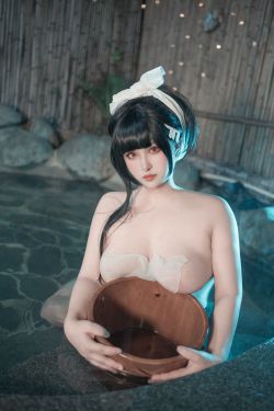 云溪溪 – 奶桃桃 珍珠(68P)
