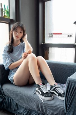 物恋传媒 No.2236 茯苓 -红色低跟鞋、厚款红色丝、皮筋绑脚老头乐挠脚剧情(160P)