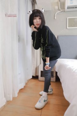 物恋传媒 No.2236 茯苓 -红色低跟鞋、厚款红色丝、皮筋绑脚老头乐挠脚剧情(160P)