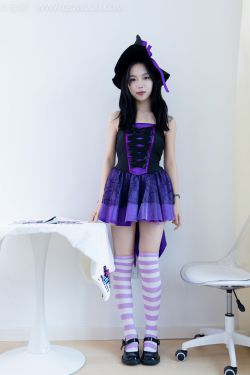 可爱人气Coser 面饼仙儿 – 碧蓝航线 恰巴耶夫睡衣(43P)
