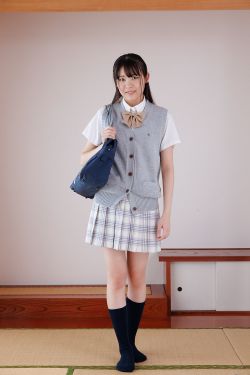 [SWEETBOX] YOONVELY – Vol.26 SANTA GIRL(82P)