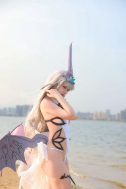 动漫博主切切celia – 小春日和制服(34P)