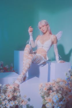 lunananya – 黑丝地雷妹(26P)